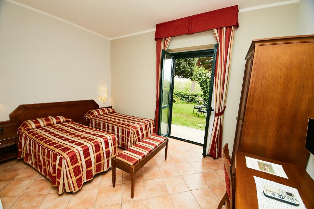 Hotel Vulci Montalto di Castro Luaran gambar